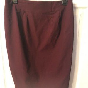 Pencil Skirt Dark Wine in color